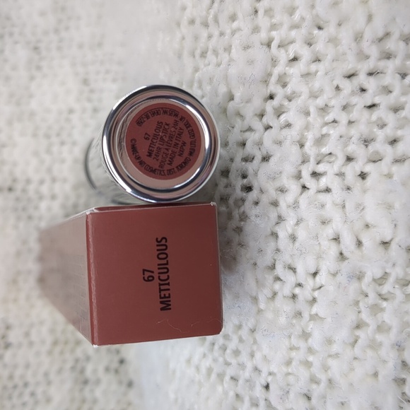 M·A·C Locked Kiss 24hr Lipstick in Meticulous, 1.8g/0.06oz - Picture 2 of 10